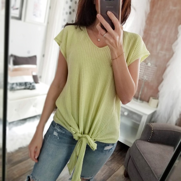 🅱️Last1️⃣Brooklyn Waffle Knit Top Lime Spring Top - Picture 4 of 8